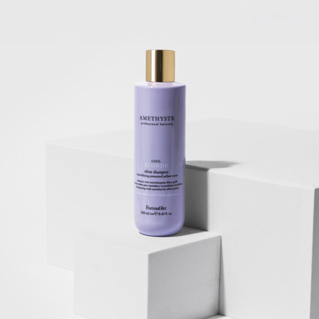 Шампоан срещу жълти оттенъци Farmavita Amethyste Blonde Cool Blonde Silver Shampoo 250 ml Шампоан срещу жълти оттенъци Farmavita Amethyste Blonde Cool Blonde Silver Shampoo 250 ml