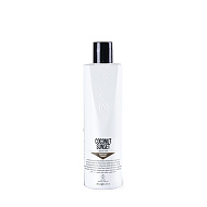 Възстановяващ шампоан с кокосово масло и биопептиди Light Irridiance Coconut Sunset Shampoo 300ml Възстановяващ шампоан с кокосово масло и биопептиди Light Irridiance Coconut Sunset Shampoo 300ml